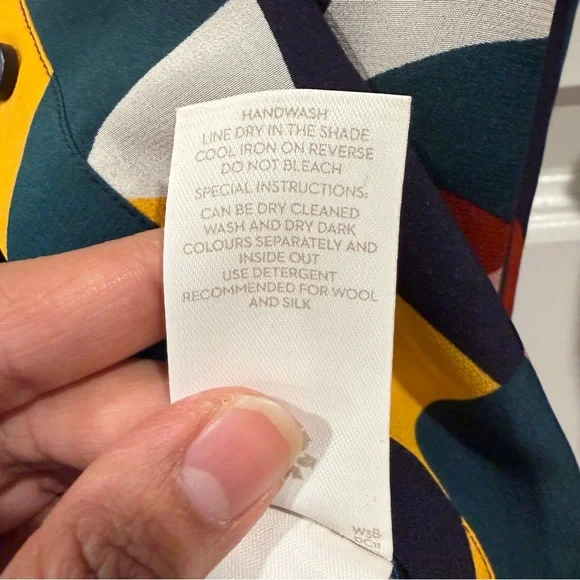 Boden 100% Silk Multicolor Geometric Print Button Down Blouse Shirt sz US6/UK10 - Picture 10 of 11